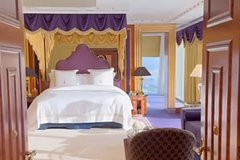 Раскрыта стоимость отпуска Ксении Собчак в одном из самых дорогих отелей Дубая